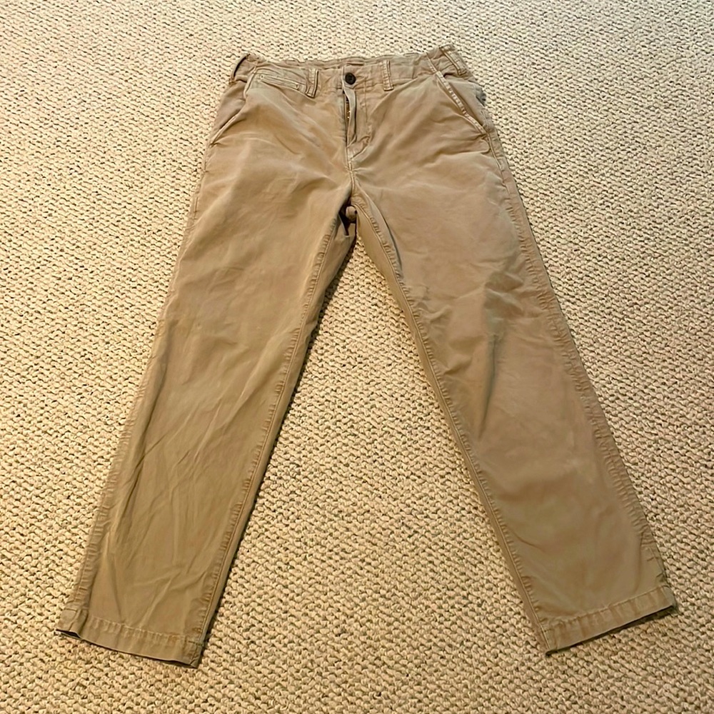 American Eagle Khakis 28x30